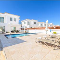 Sunrise Bay Holiday Villa In Protaras